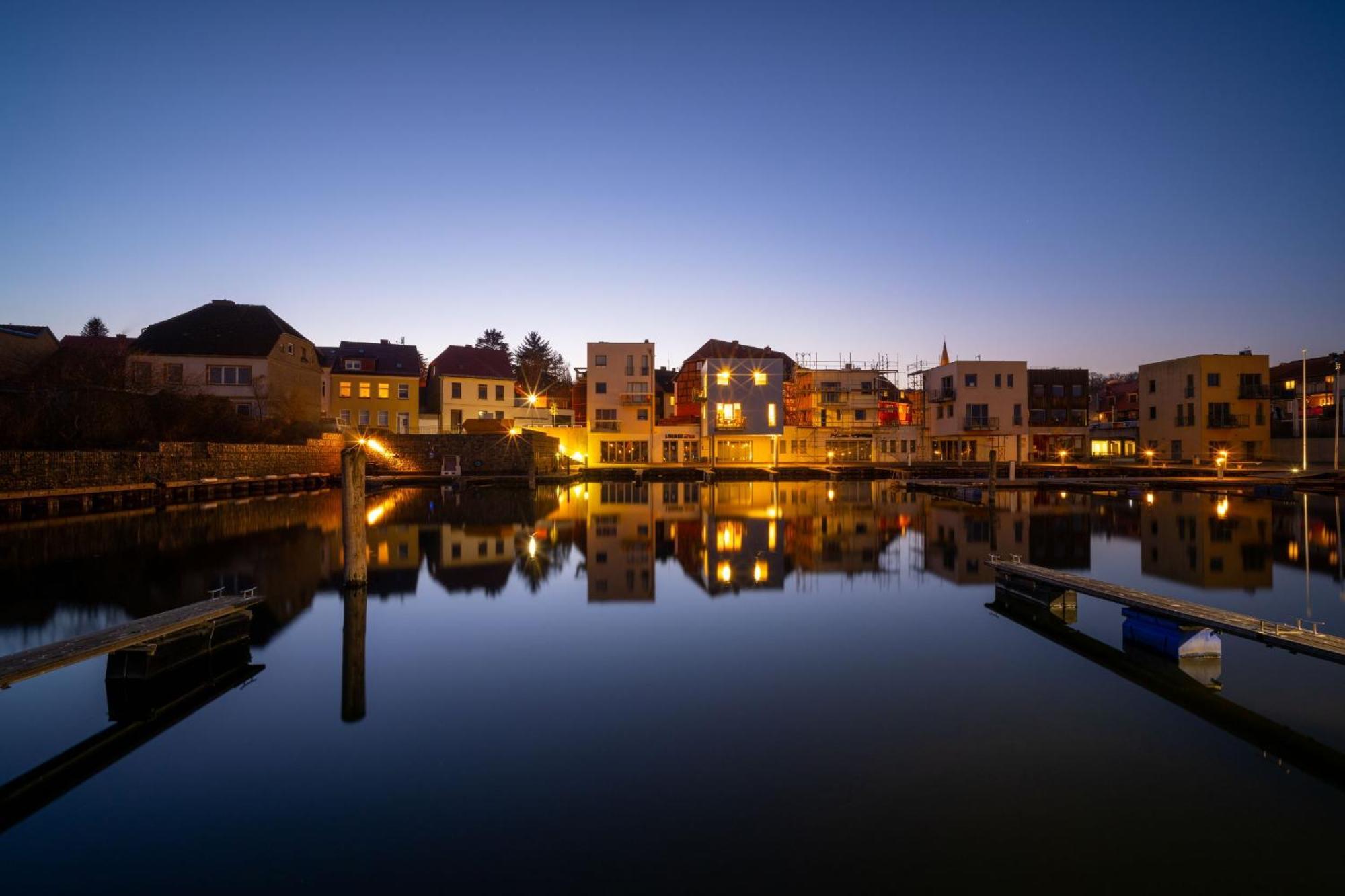 Ferienhaus Hafenblick มัลโชว์ ภายนอก รูปภาพ