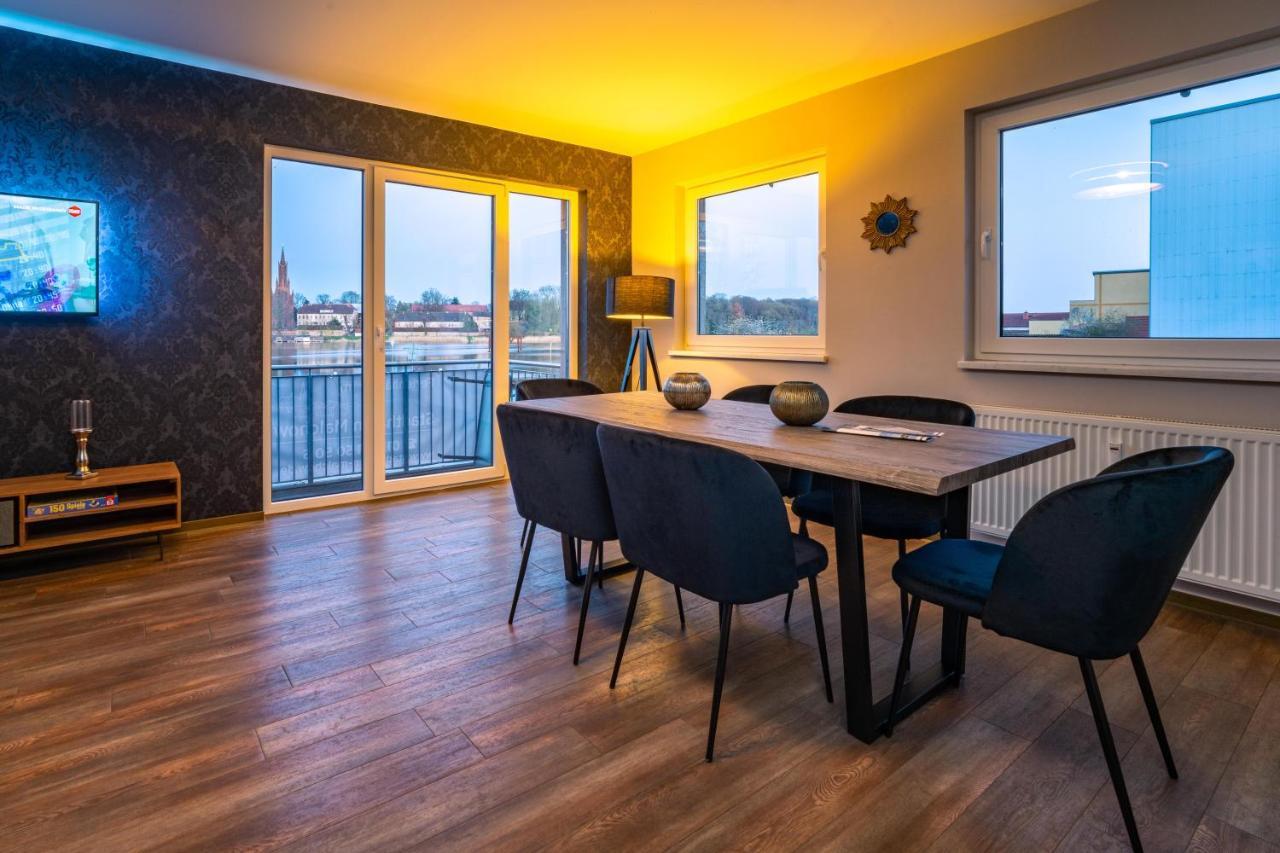 Ferienhaus Hafenblick มัลโชว์ ภายนอก รูปภาพ